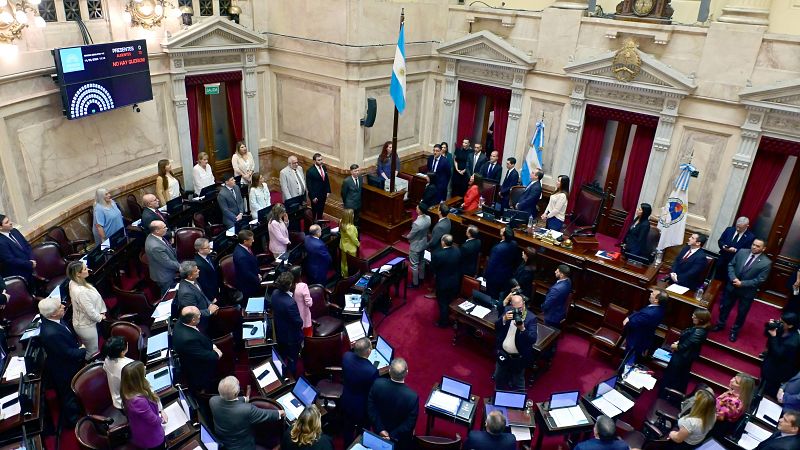 El Senado de Argentina rechaza el 'mega decreto' para desregular la economía de Milei