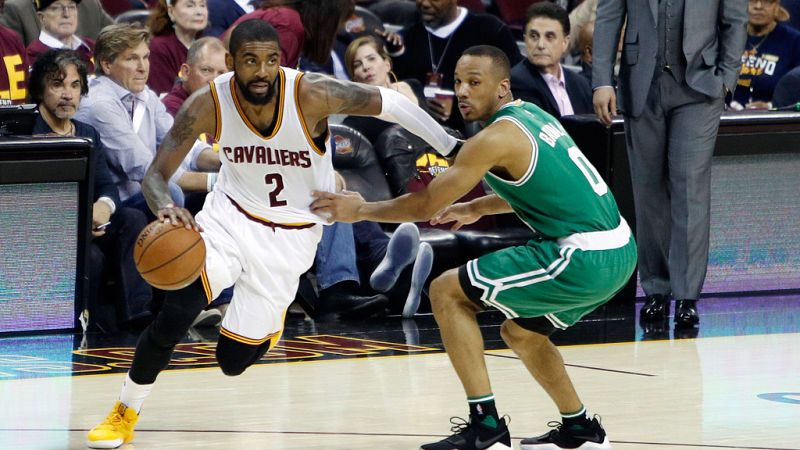 Los Celtics fichan a Irving y envían a Thomas, Crowder y Zizic a los Cavaliers
