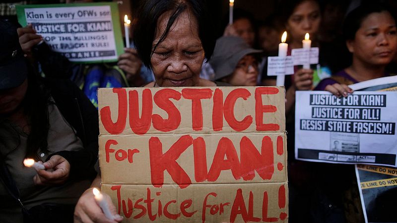 La muerte de un adolescente a manos de la Policía paraliza la guerra contra las drogas de Duterte