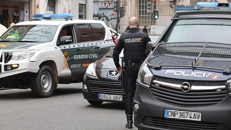 Cae una banda que estafó unos tres millones de euros pidiendo créditos con documentos robados en el Metro
