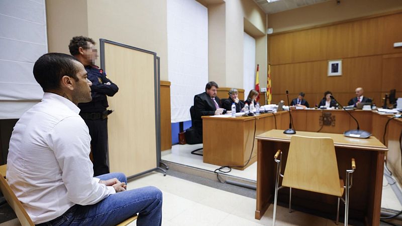 La Fiscalia recorre la decisió del jutge de deixar Alves en llibertat sota fiança