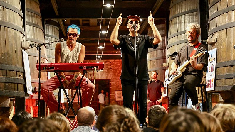 Varry Brava: los discípulos oriolanos de Raffaella