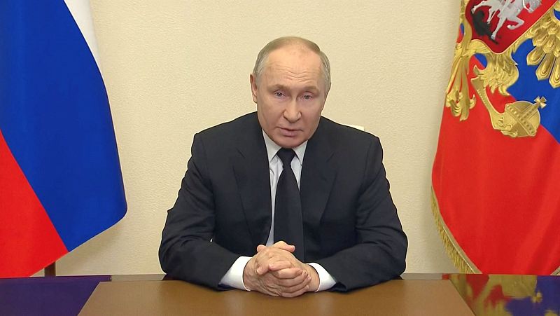 Putin clama venganza por el "bárbaro" ataque en Moscú y dice que los terroristas trataron de huir por Ucrania