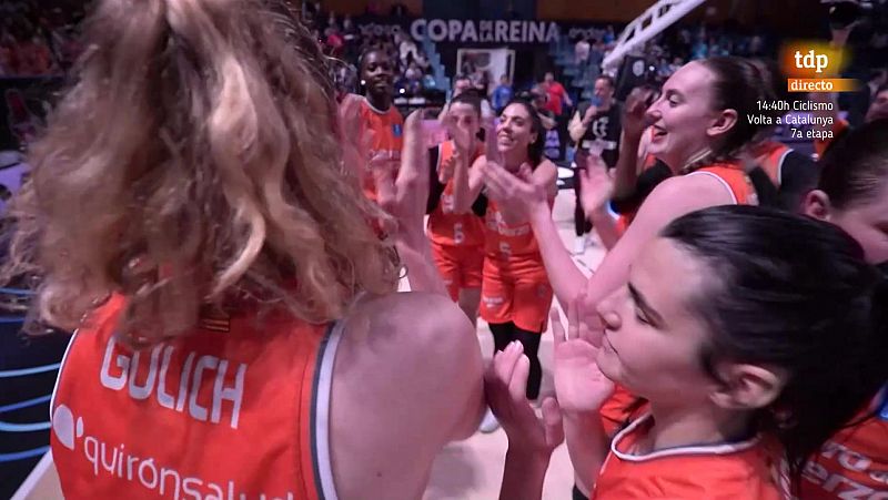 El Valencia Basket consigue su primer ttulo de la Copa de la Reina tras ganar cmodamente al Zaragoza Casademont