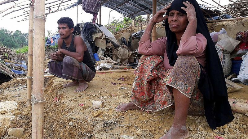 Mueren al menos 71 personas en varios ataques de insurgentes musulmanes en Birmania