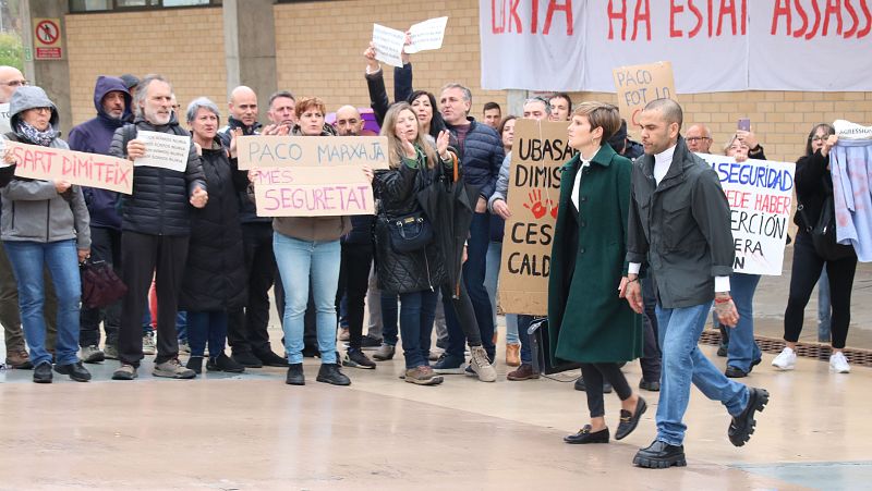 Dani Alves surt de la presó després de pagar un milió d'euros de fiança