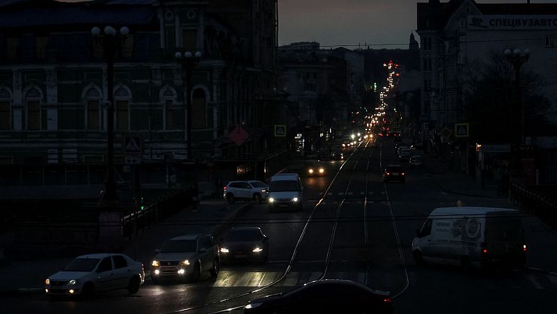 Guerra Ucrania - Rusia en directo | Ucrania derriba 10 de los 12 drones lanzados por Rusia durante la madrugada