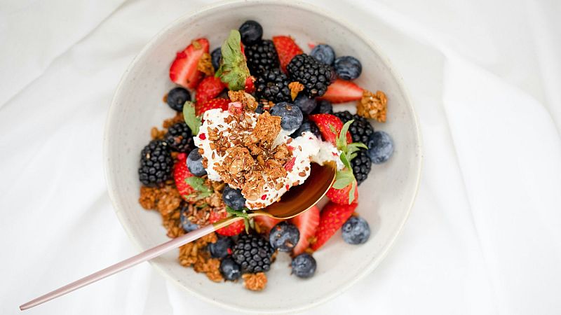 ¿Qué opina un nutricionista sobre las galletas, los cereales y los cacaos en el desayuno?