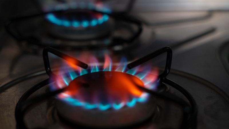 La tarifa del gas regulada individual bajará un 3% de media a partir de abril