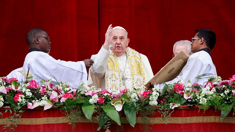 El papa alerta de los "vientos de guerra" sobre Europa y pide paz para Gaza y Ucrania en su bendición de Pascua