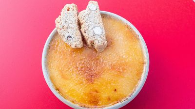 Receta de crema catalana con carquinyolis de Jordi Cruz en MasterChef 12