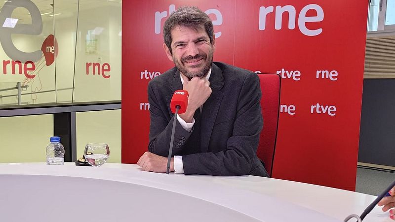 Sumar, "absolutamente de acuerdo en denunciar" al TC las leyes contrarias a la Memoria Democrática