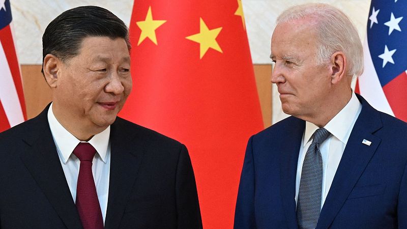 Biden traslada a Xi su preocupación por su apoyo a la industria militar rusa en su primera conversación en dos años