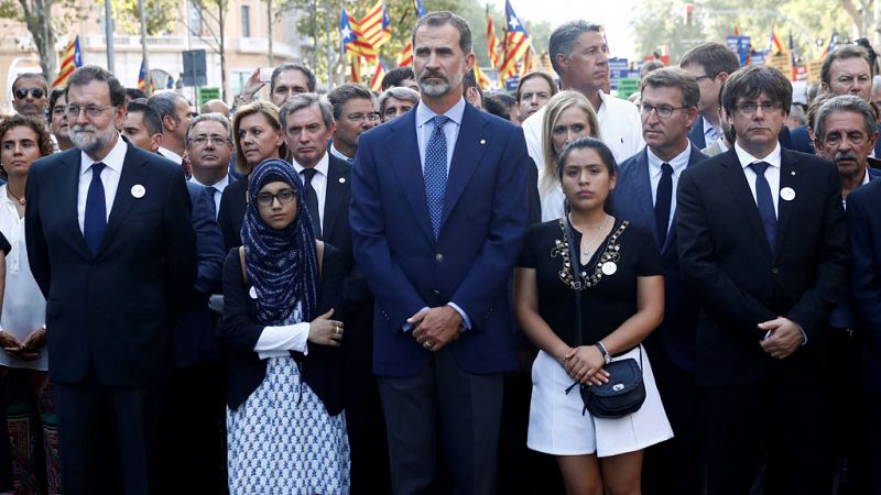 Puigdemont pide no "magnificar" los pitos al rey sino el clamor por la paz