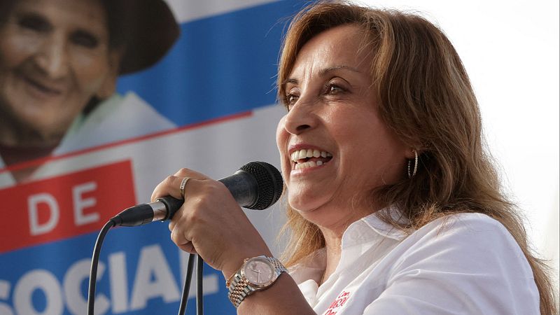 La Fiscalía de Perú amplía la investigación abierta contra la presidenta Boluarte por presunta corrupción
