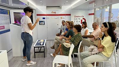 RTVE lleva 'Generacin D' a las Islas Canarias para ayudar a la ciudadana a mejorar sus habilidades digitales