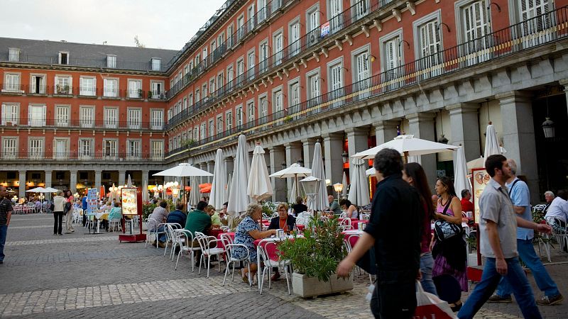 Sanidad da de plazo hasta este jueves para que las comunidades se adhieran al plan antitabaco