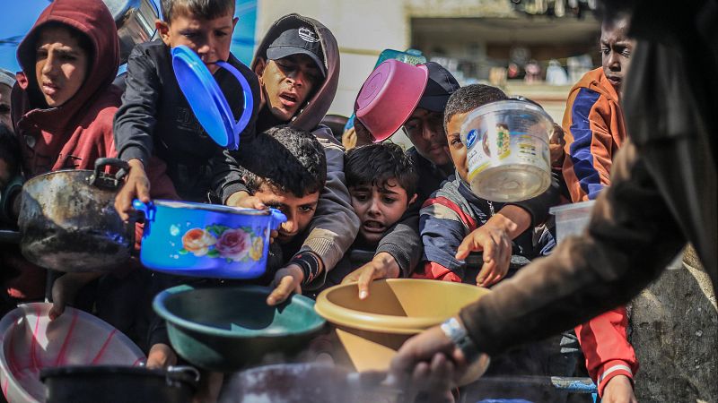 El norte de Gaza se muere de hambre: Oxfam Intermn alerta del consumo de apenas 245 caloras al da