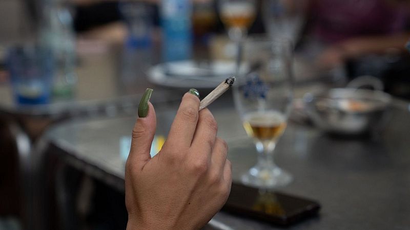 Llum verda al pla antitabac del Ministeri de Sanitat