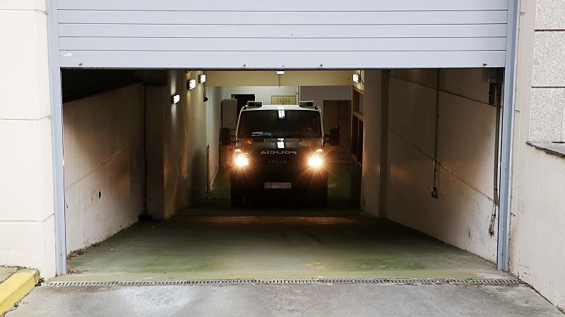 Prisión para tres hombres por una presunta violación grupal a una menor en Écija, Sevilla