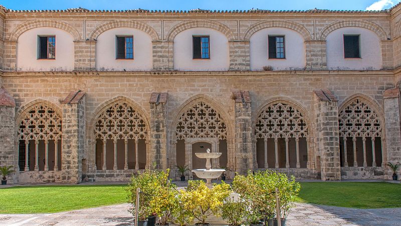 Al borde del desahucio tras vivir y trabajar más 50 años en un convento de San Fernando, Cádiz