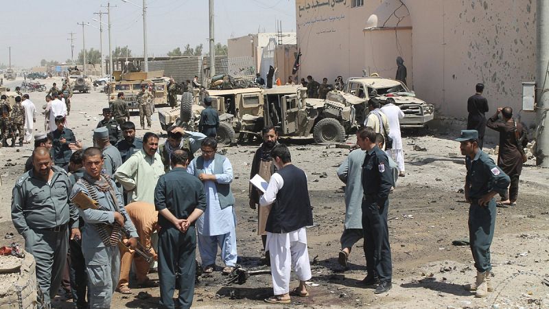 Al menos trece muertos y dos decenas de heridos en un atentado suicida en el sur de Afganistán