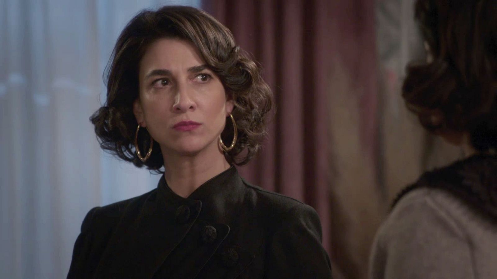 La Moderna: doña Carla recibe una carta anónima | Ver