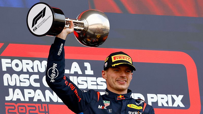 Verstappen gana en Japón y Carlos Sainz vuelve a subirse al podio, con Alonso sexto