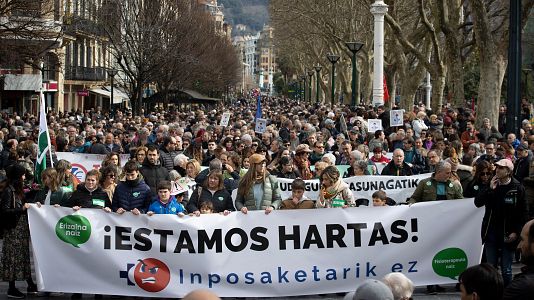 Manifestacin contra del "desmantelamiento" de la sanidad pblica el ao pasado en San Sebastin