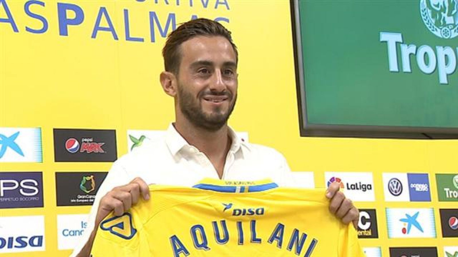 La UD presenta a su último fichaje: Alberto Aquilani