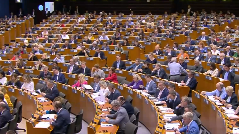 El Parlamento Europeo aprueba el pacto migratorio tras cuatro años de complicadas negociaciones