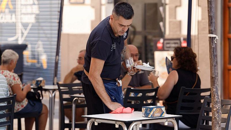 El FMI mejora el crecimiento de España al 1,9% este año, pero avisa de la necesidad de ajustes en pensiones e impuestos