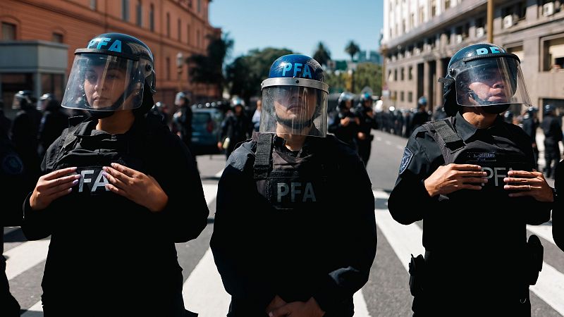 El sindicalismo argentino convoca una segunda huelga general para el 9 de mayo contra las medidas de Milei