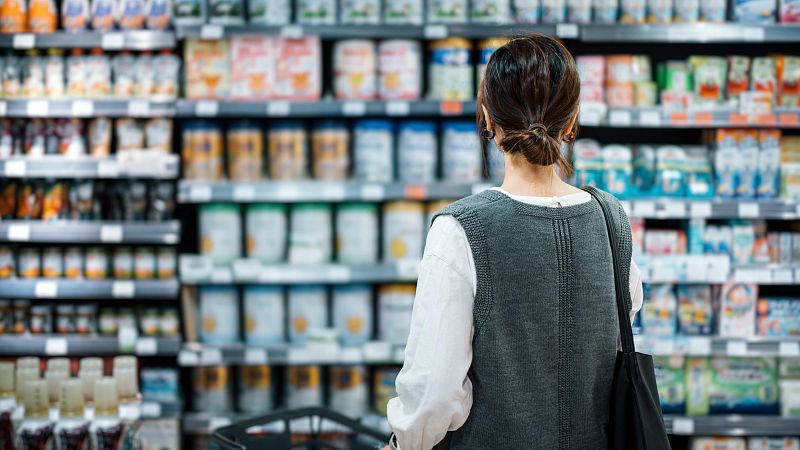 La inflación repunta en marzo al 3,2% por el fin de la rebaja del IVA de la luz pero los alimentos se moderan