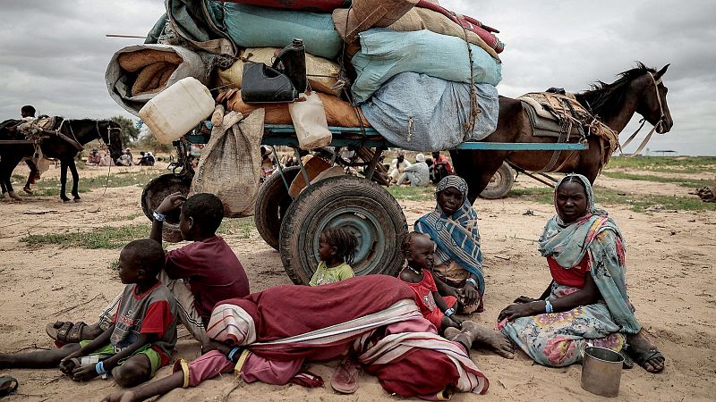 Sudn, un ao de guerra: limpieza tnica, violaciones de derechos y la lucha por el poder de dos generales