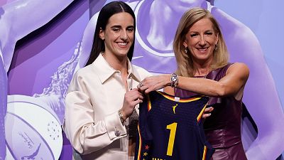 Caitlin Clark lidera el draft de la WNBA en el que tambi�n entra la espa�ola Helena Pueyo