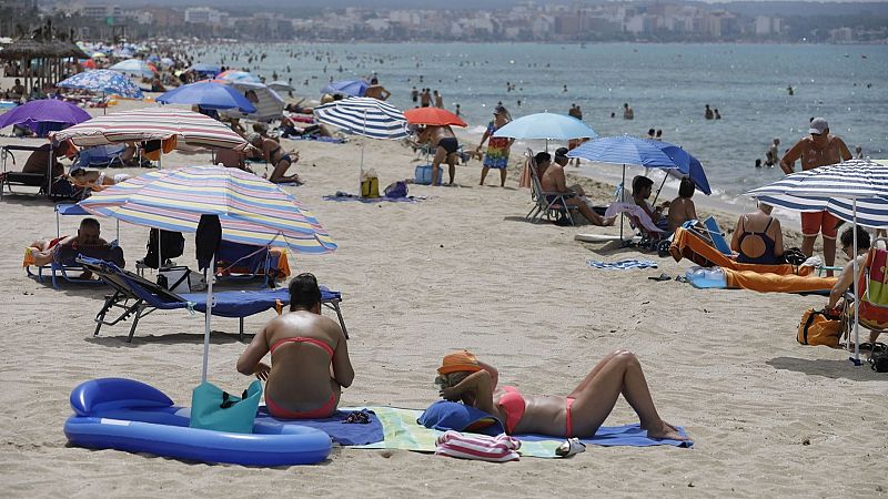 Exceltur prevé que el turismo siga creciendo en primavera y verano, pero a un ritmo "más moderado"