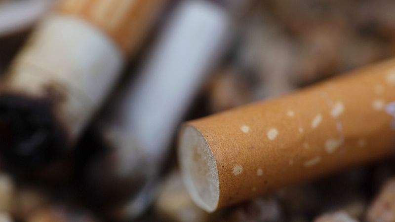 El Parlamento británico aprueba la prohibición progresiva de comprar tabaco