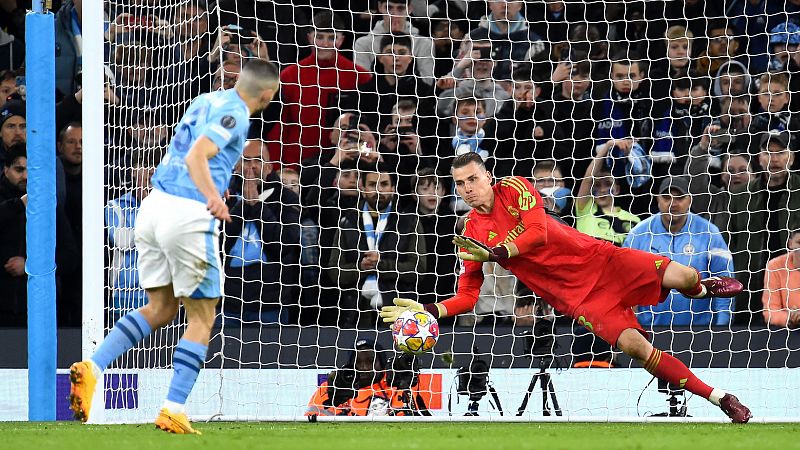 Dos hroes, un estratega y un cameo estelar en la pica tanda de penaltis con la que el Madrid elimin a City