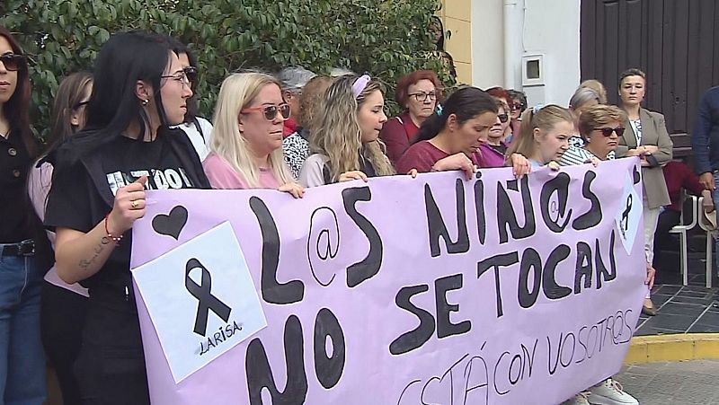 "No te preocupes, seguirás viviendo con tu mamá y, además, no tienes que ver ni hablar con el señor que le hizo daño"