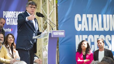 l expresidente de la Generalitat y candidato de Junts a las elecciones catalanas, Carles Puigdemont,