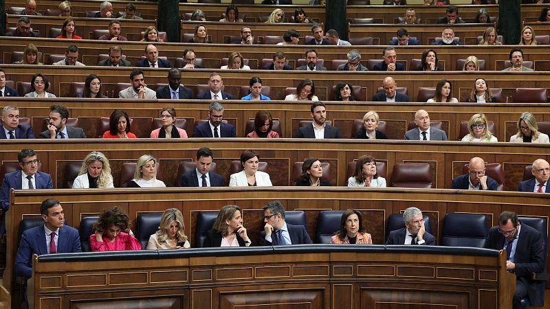 Compañeros de partido y socios de Gobierno muestran su apoyo a Pedro Sánchez tras su anuncio