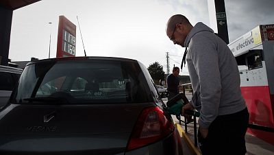 La gasolina alcanza un nuevo mximo anual tras encadenar ms de tres meses al alza