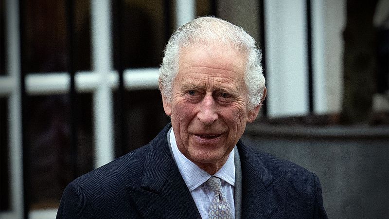El rey Carlos III retomará sus funciones públicas tras recibir tratamiento de cáncer