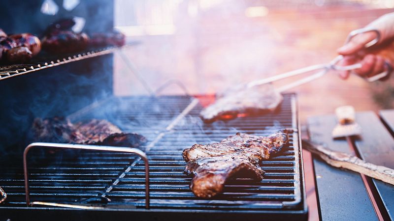 Barbacoas en terrazas: ¿está permitido? ¿Qué dice la ley?