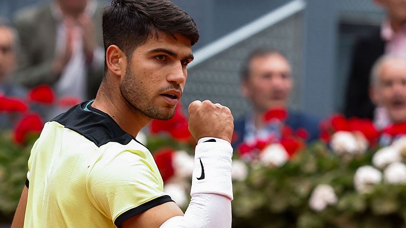 Alcaraz reedita ante Struff su triunfo en la final del pasado ao en Madrid para asegurarse los cuartos de final