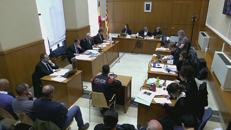 Fins a 7 anys de presó per a quatre mossos d'esquadra per una detenció il·legal en plena pandèmia