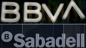 Logo del BBVA superpuesto con el del Banco Sabadell