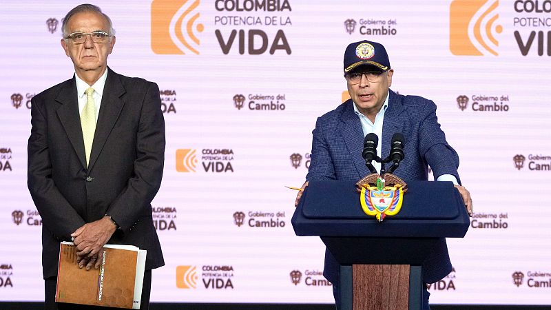 Petro denuncia la desaparición de más de un millón de proyectiles y municiones de dos bases militares