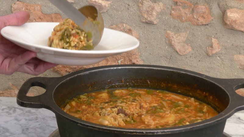 Receta de arroz caldoso con acelgas y morcilla: facilsimo y delicioso!